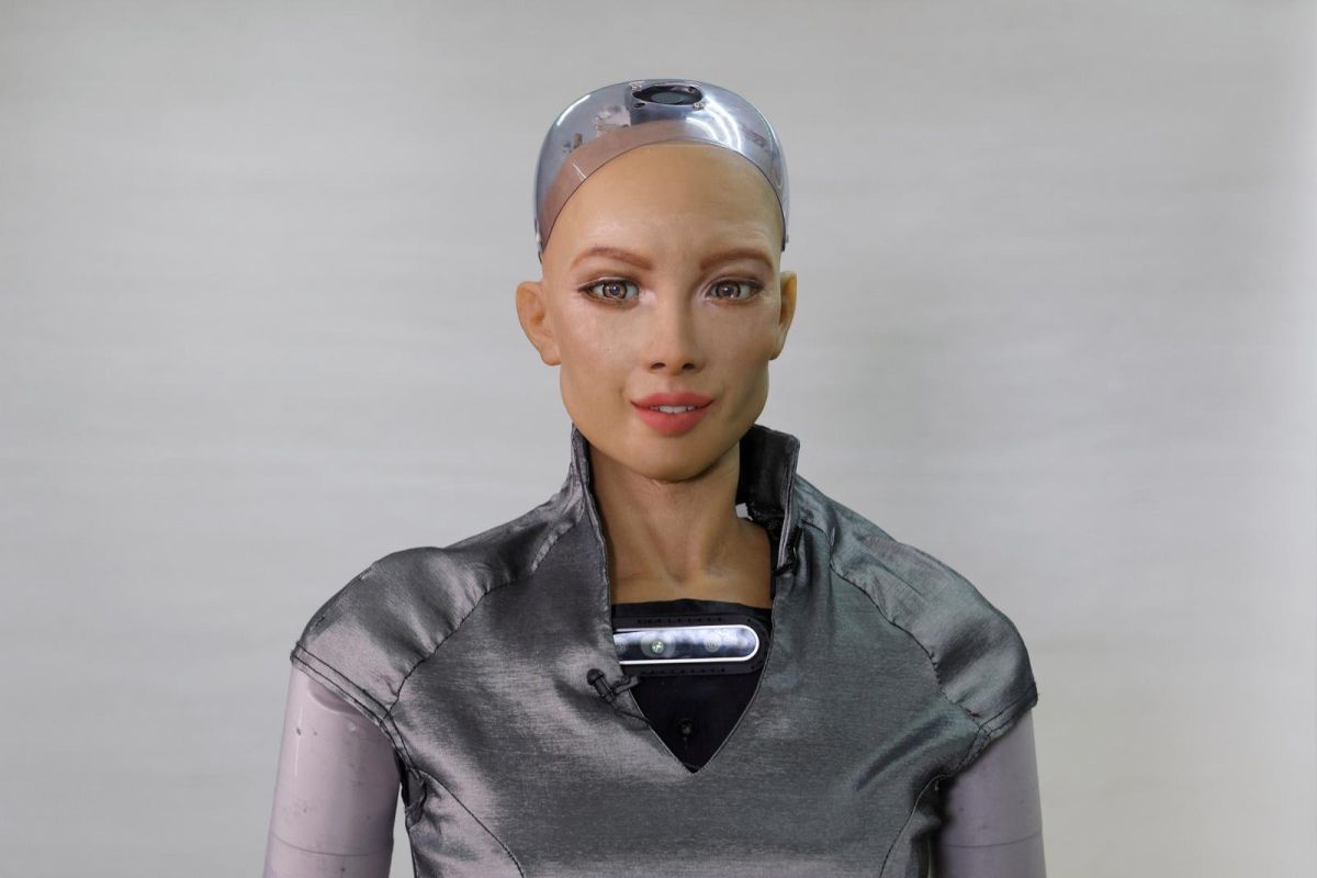 humanoid robot sophia